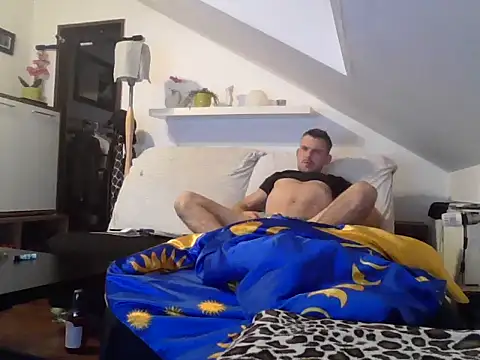 Snapshot of Cambitchboy chatting on December 2025 02:38:01 AM Cambitchboy online show from December 2025 02:38:01 AM