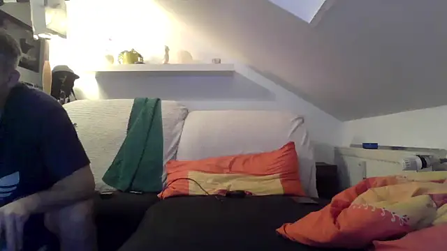 Snapshot of Cambitchboy chatting on January 2026 03:42:02 AM Cambitchboy online show from January 2026 03:42:02 AM