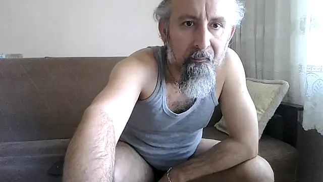 Snapshot of BuckWessle chatting on May 2026 11:05:01 AM BuckWessle online show from May 2026 11:05:01 AM
