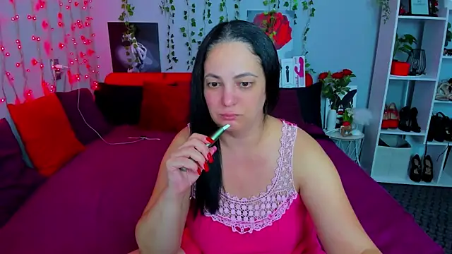 DarlingMilf online show from September 2025 06:07:01 PM