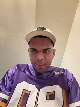 marhi32 online show from March 2026 06:03:02 PM