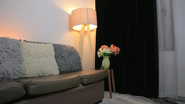 Snapshot of Valeriestyle chatting on March 2026 04:07:01 AM Valeriestyle online show from March 2026 04:07:01 AM