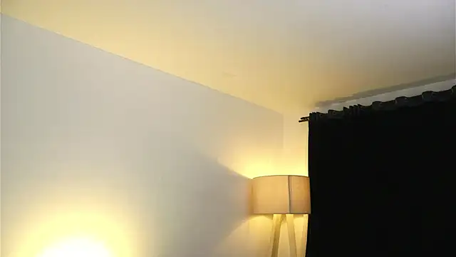Snapshot of Valeriestyle chatting on March 2026 03:43:02 AM Valeriestyle online show from March 2026 03:43:02 AM