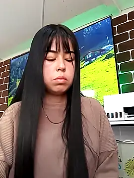 Snapshot of ArianaSmith69 chatting on February 2025 02:54:02 PM ArianaSmith69 online show from February 2025 02:54:02 PM