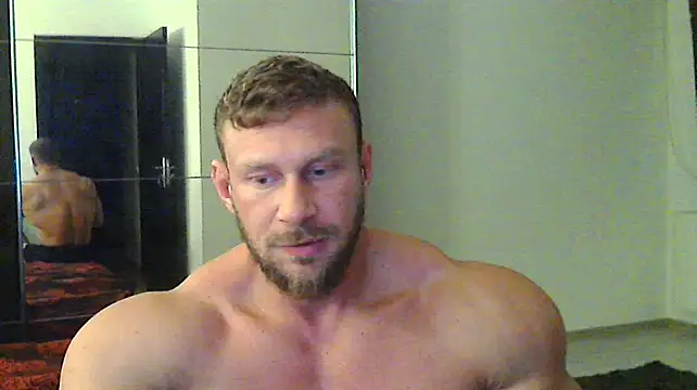 Snapshot of muscularkevin chatting on December 2024 02:22:01 PM muscularkevin online show from December 2024 02:22:01 PM