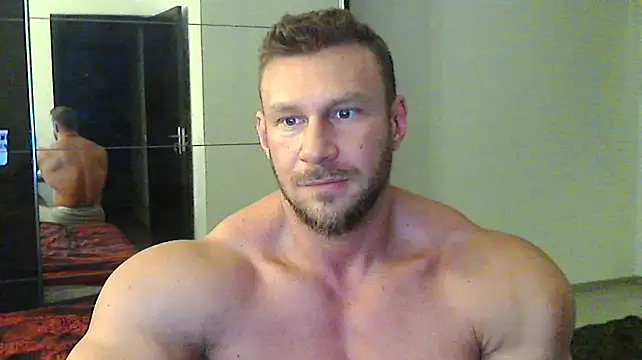 Snapshot of muscularkevin chatting on December 2024 01:32:01 PM muscularkevin online show from December 2024 01:32:01 PM