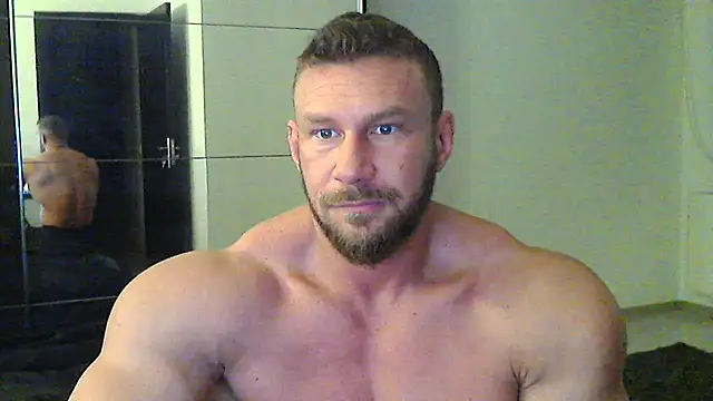 Snapshot of muscularkevin chatting on February 2025 04:37:02 AM muscularkevin online show from February 2025 04:37:02 AM