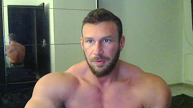 Snapshot of muscularkevin chatting on March 2025 04:29:02 PM muscularkevin online show from March 2025 04:29:02 PM