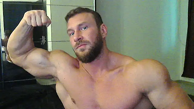 Snapshot of muscularkevin chatting on October 2025 02:21:02 PM muscularkevin online show from October 2025 02:21:02 PM