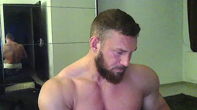 muscularkevin online show from March 2026 04:28:02 AM