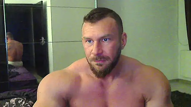muscularkevin online show from April 2026 03:39:01 AM