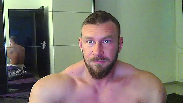 muscularkevin online show from May 2026 03:45:02 AM