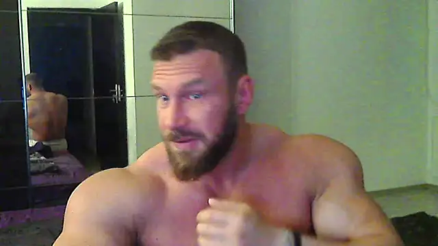 muscularkevin online show from May 2026 03:24:01 AM