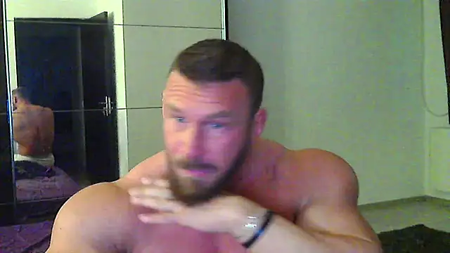muscularkevin online show from May 2026 03:23:02 AM