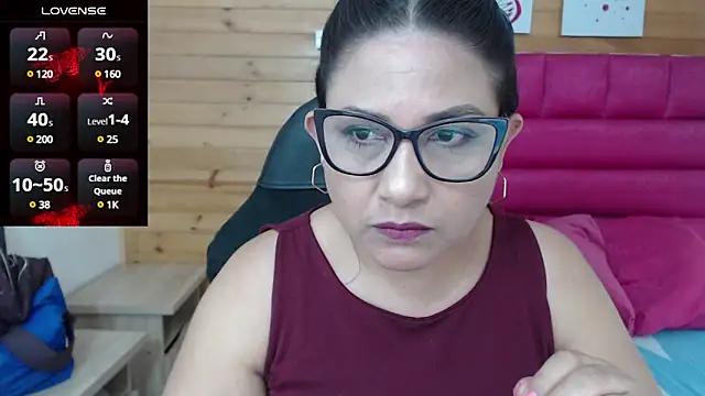 Snapshot of Katha_Marck chatting on December 2024 04:06:01 PM Katha Marck online show from December 2024 04:06:01 PM