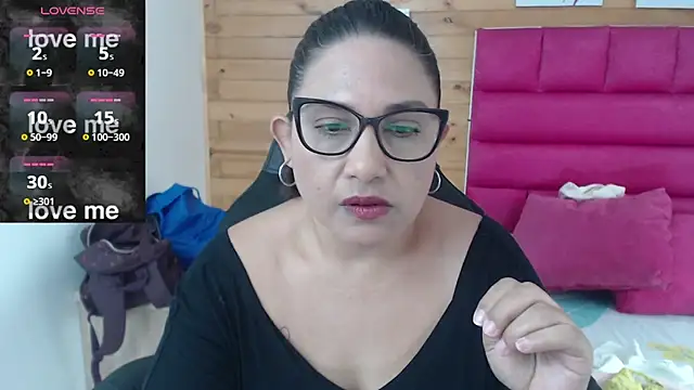 Snapshot of Katha_Marck chatting on March 2025 02:58:01 PM Katha Marck online show from March 2025 02:58:01 PM