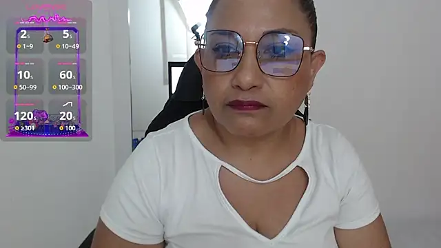 Snapshot of Katha_Marck chatting on September 2025 02:17:02 PM Katha Marck online show from September 2025 02:17:02 PM