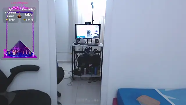 Katha Marck online show from October 2025 07:33:01 PM