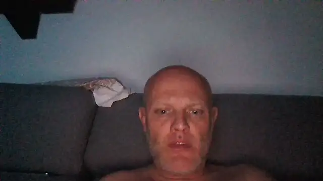 davigochi77bcn online show from January 2026 09:51:01 PM