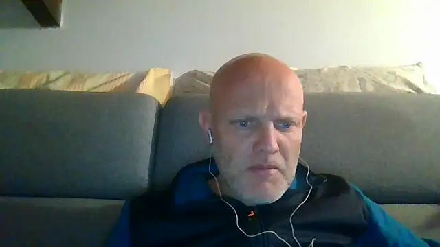 davigochi77bcn online show from February 2026 07:51:02 PM