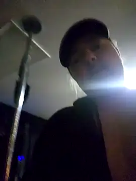 Snapshot of Hotredheadandtoungelasher chatting on January 2025 08:09:01 AM Hotredheadandtoungelasher online show from January 2025 08:09:01 AM