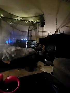 Snapshot of Hotredheadandtoungelasher chatting on January 2025 08:49:02 PM Hotredheadandtoungelasher online show from January 2025 08:49:02 PM