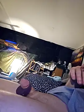 Snapshot of Hotredheadandtoungelasher chatting on February 2025 06:17:02 PM Hotredheadandtoungelasher online show from February 2025 06:17:02 PM