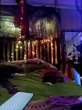 Snapshot of Hotredheadandtoungelasher chatting on February 2025 08:33:02 PM Hotredheadandtoungelasher online show from February 2025 08:33:02 PM