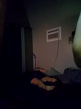 Snapshot of Hotredheadandtoungelasher chatting on December 2025 08:34:01 AM Hotredheadandtoungelasher online show from December 2025 08:34:01 AM