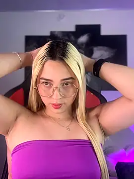 Snapshot of Irisweet_ chatting on September 2025 09:48:02 PM Irisweet online show from September 2025 09:48:02 PM