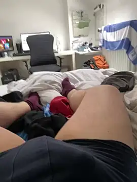 Snapshot of Luishorny19 chatting on January 2025 10:45:01 AM Luishorny19 online show from January 2025 10:45:01 AM