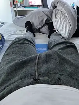 Snapshot of Luishorny19 chatting on March 2025 04:33:01 PM Luishorny19 online show from March 2025 04:33:01 PM