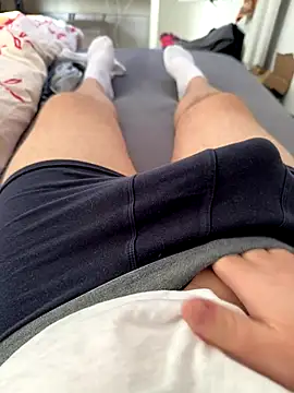 Snapshot of Luishorny19 chatting on November 2025 11:42:02 AM Luishorny19 online show from November 2025 11:42:02 AM