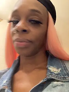 Snapshot of Jasmine_FullsShine chatting on February 2025 05:43:02 AM Jasmine FullsShine online show from February 2025 05:43:02 AM