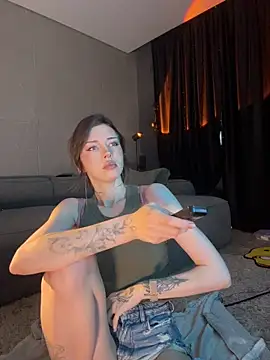 Bastet online show from June 2026 06:19:01 PM