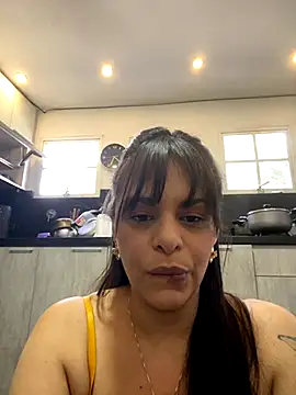 Kataliina online show from September 2025 09:36:02 PM