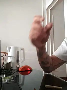 Snapshot of Elnonoykeila77 chatting on February 2026 01:36:02 PM Elnonoykeila77 online show from February 2026 01:36:02 PM