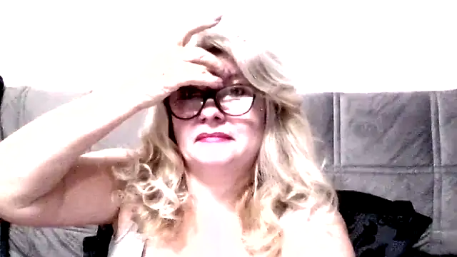 Diana 49 online show from February 2026 02:43:01 AM