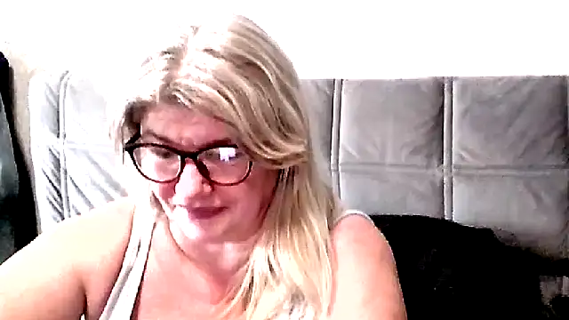 Diana 49 online show from February 2026 11:05:02 PM