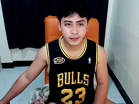 Snapshot of princeJayX chatting on November 2025 04:23:02 AM princeJayX online show from November 2025 04:23:02 AM