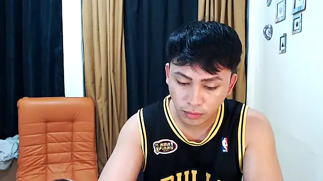 Snapshot of princeJayX chatting on December 2025 04:28:02 AM princeJayX online show from December 2025 04:28:02 AM