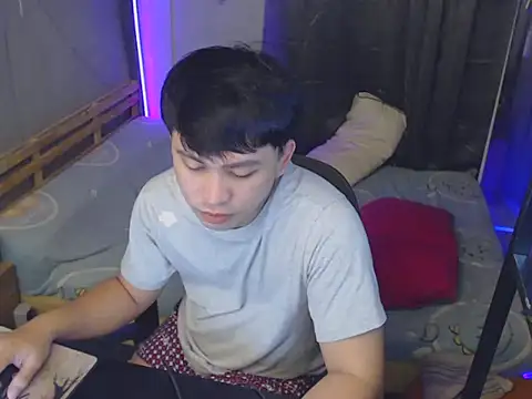 Snapshot of princeJayX chatting on May 2026 12:57:02 PM princeJayX online show from May 2026 12:57:02 PM