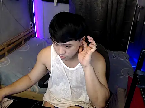 Snapshot of princeJayX chatting on May 2026 02:19:01 AM princeJayX online show from May 2026 02:19:01 AM