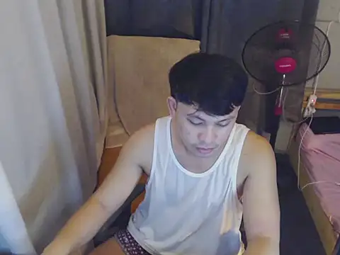Snapshot of princeJayX chatting on May 2026 12:05:01 AM princeJayX online show from May 2026 12:05:01 AM