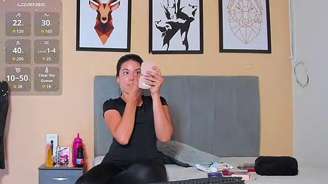 crystall06 online show from September 2025 01:49:02 PM