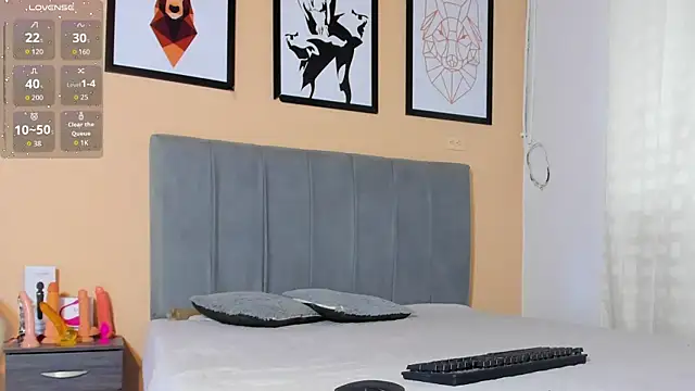 crystall06 online show from October 2025 02:19:01 PM