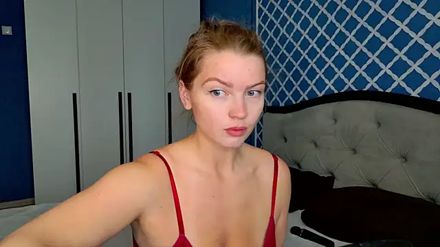 Busty Redhead online show from May 2026 07:14:02 AM