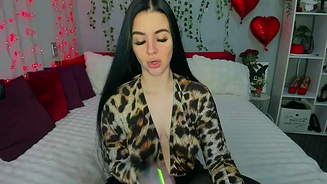 KeiraChoCo online show from April 2026 08:03:02 PM