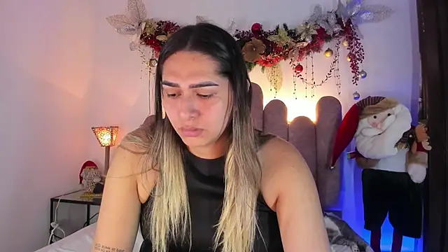 Snapshot of ISABELLASSMITH chatting on December 2024 09:09:02 PM ISABELLASSMITH online show from December 2024 09:09:02 PM