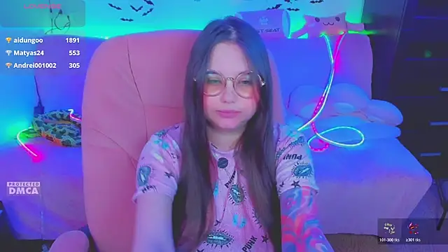 Lolisuccub online show from May 2026 04:34:02 PM